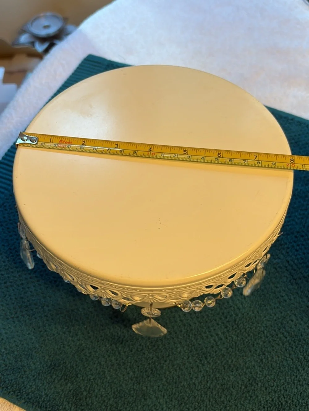 Vilavita metal cake stands (2)